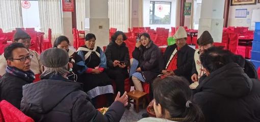 第23個(gè)國際母語日納西母語座談會上 我們用母語暢談母語文化