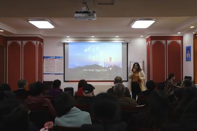 學(xué)校黨組織開(kāi)展進(jìn)社區(qū)講黨課活動(dòng)